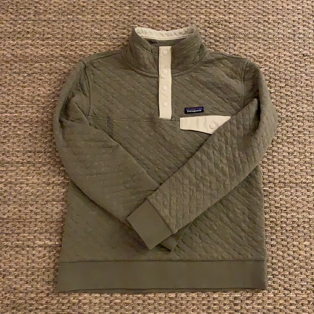 Patagonia Women’s Organic Cotton Quilt Snap Pullover